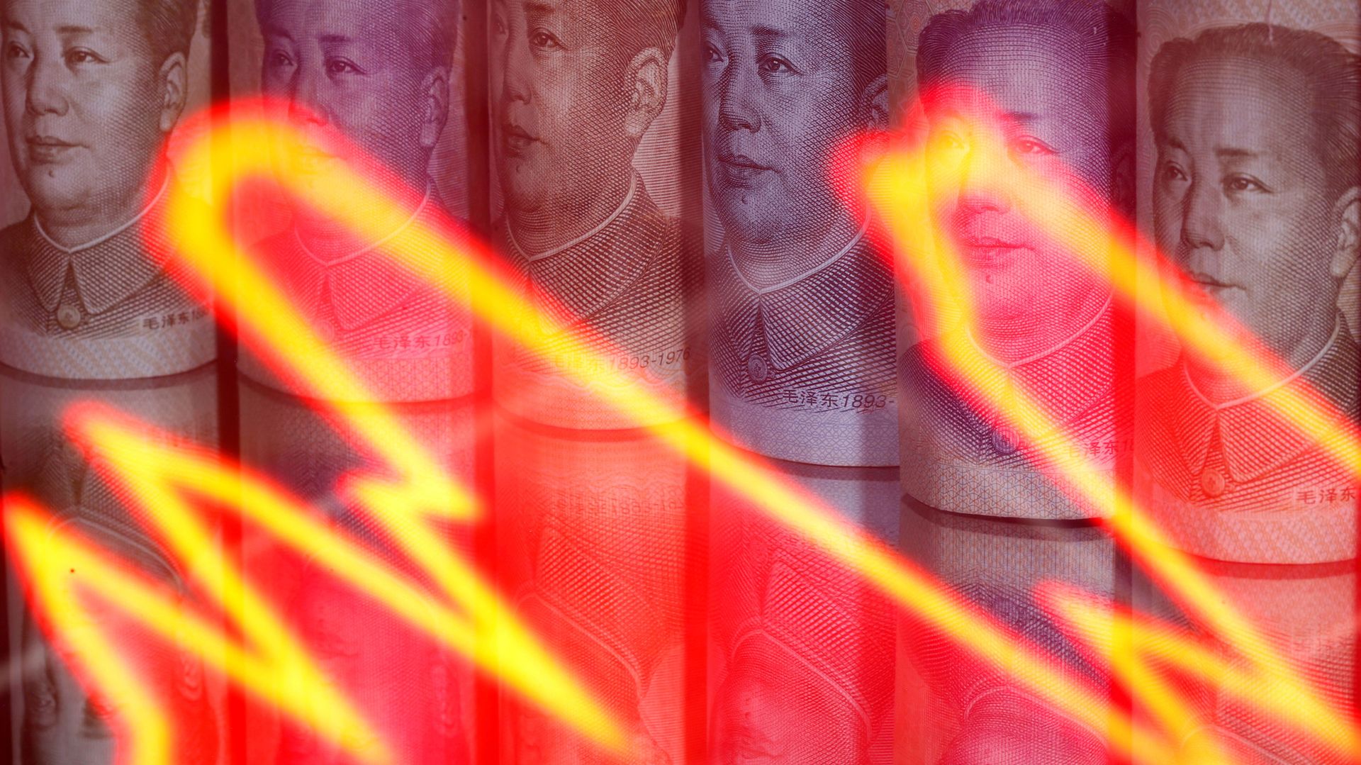 Chinese yuan banknotes are seen behind illuminated stock graph in this illustration taken February 10, 2020 Chinese yuan banknotes are seen behind illuminated stock graph in this illustration taken February 10, 2020 - Sputnik International, 1920, 16.04.2021