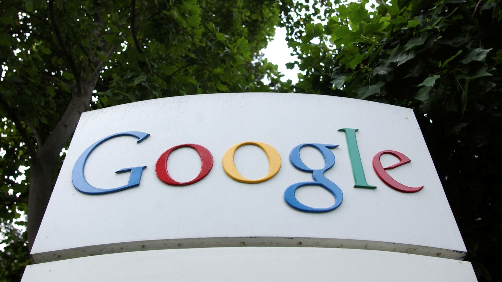 FILE PHOTO: Logo of Google outside their headquarters in Mountainview, California. FILE PHOTO: Logo of Google outside their headquarters in Mountainview, California. - Sputnik International, 1920, 17.04.2021