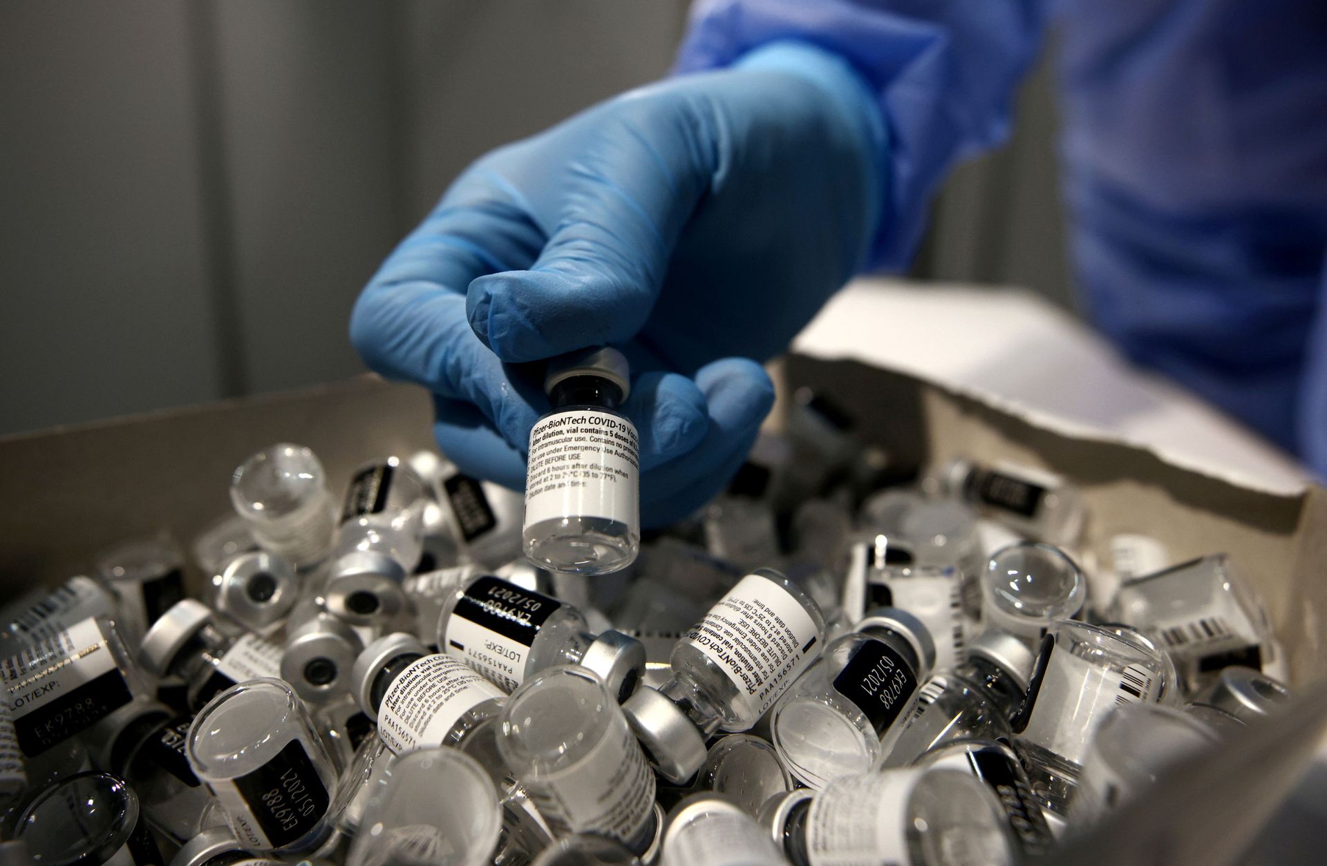 Biden Hails US Reaching 200 Million SARS-CoV-2 Vaccination Goal, But ‘Not Yet’ Ready to Share Shots Biden Hails US Reaching 200 Million SARS-CoV-2 Vaccination Goal, But ‘Not Yet’ Ready to Share Shots - Sputnik International, 1920, 21.04.2021