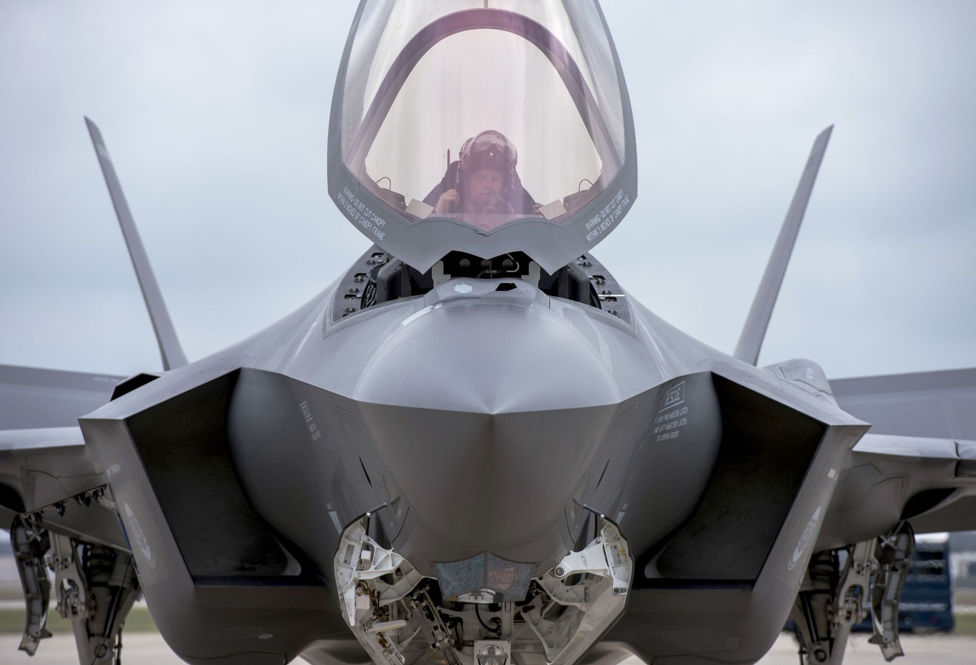 UK’s 'Dambusters' Squadron Join Operations Against Daesh in Iraq, Syria on F-35B Lightning Jets UK’s 'Dambusters' Squadron Join Operations Against Daesh in Iraq, Syria on F-35B Lightning Jets - Sputnik International, 1920, 03.05.2021
