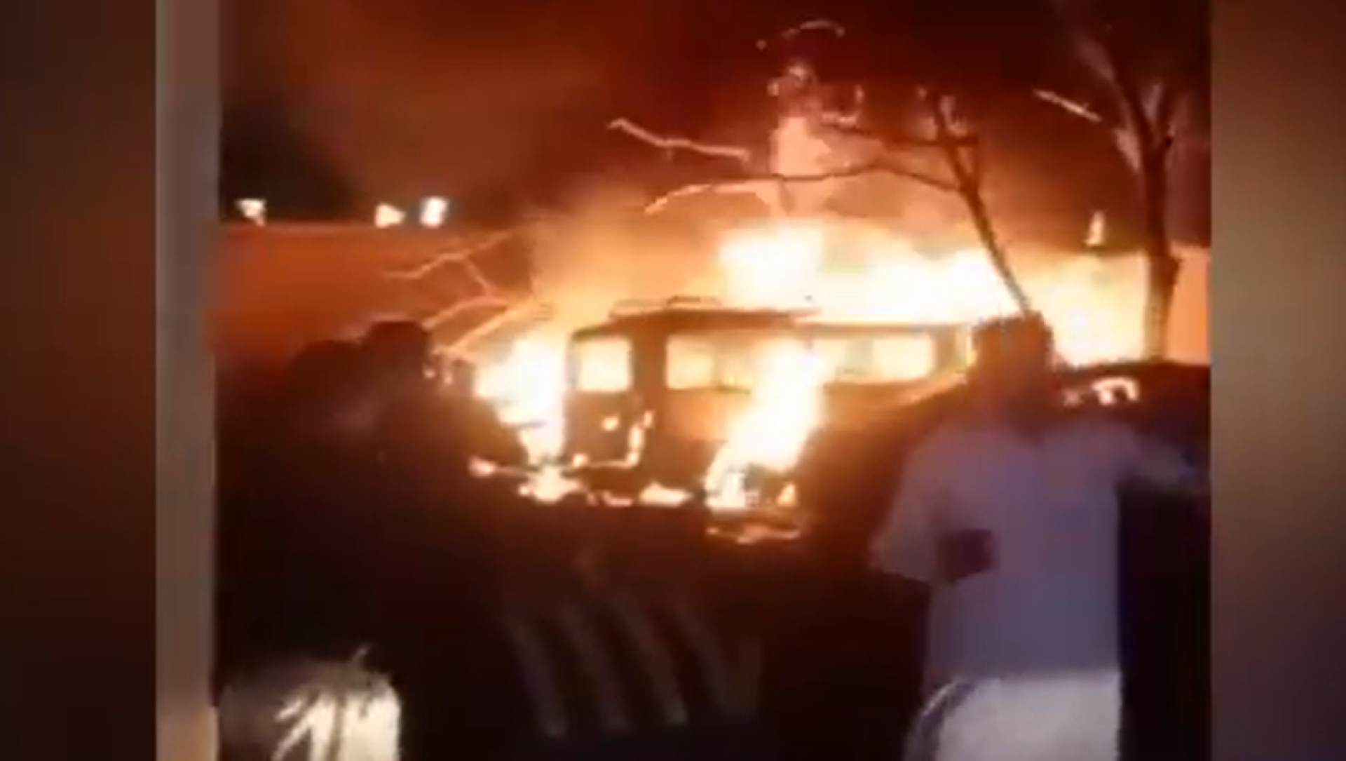 A screenshot from a video showing the aftermath of a blast that hit a parking lot at the Serena hotel in Pakistan A screenshot from a video showing the aftermath of a blast that hit a parking lot at the Serena hotel in Pakistan - Sputnik International, 1920, 21.04.2021