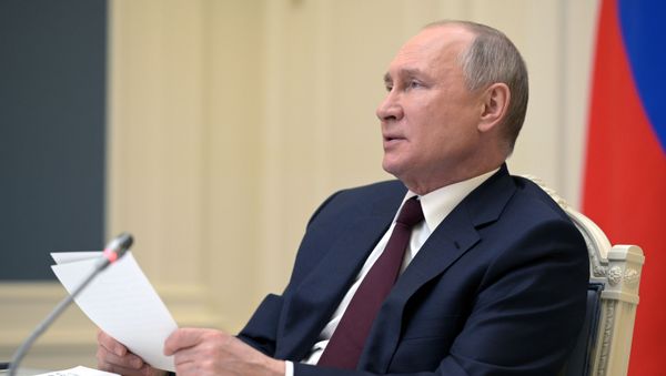 President of Russia Vladimir Putin speaks at the Leaders' summit on climate, 22 April 2021 - Sputnik International