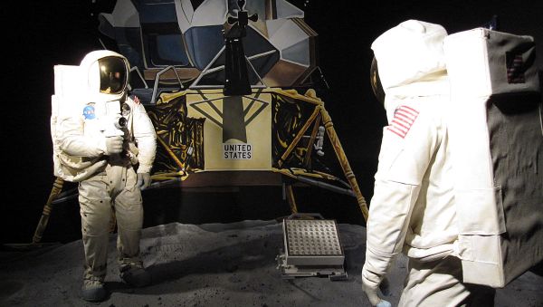 Model of the moon landing - Sputnik International