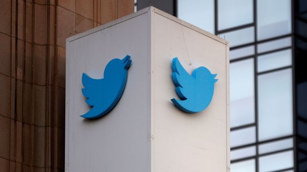 A Twitter logo is seen outside the company headquarters in San Francisco, California, U.S., January 11, 2021 - Sputnik International