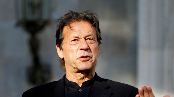 FILE PHOTO: Pakistan's Prime Minister Imran Khan speaks during a joint news conference with Afghan President Ashraf Ghani at the presidential palace in Kabul - Sputnik International