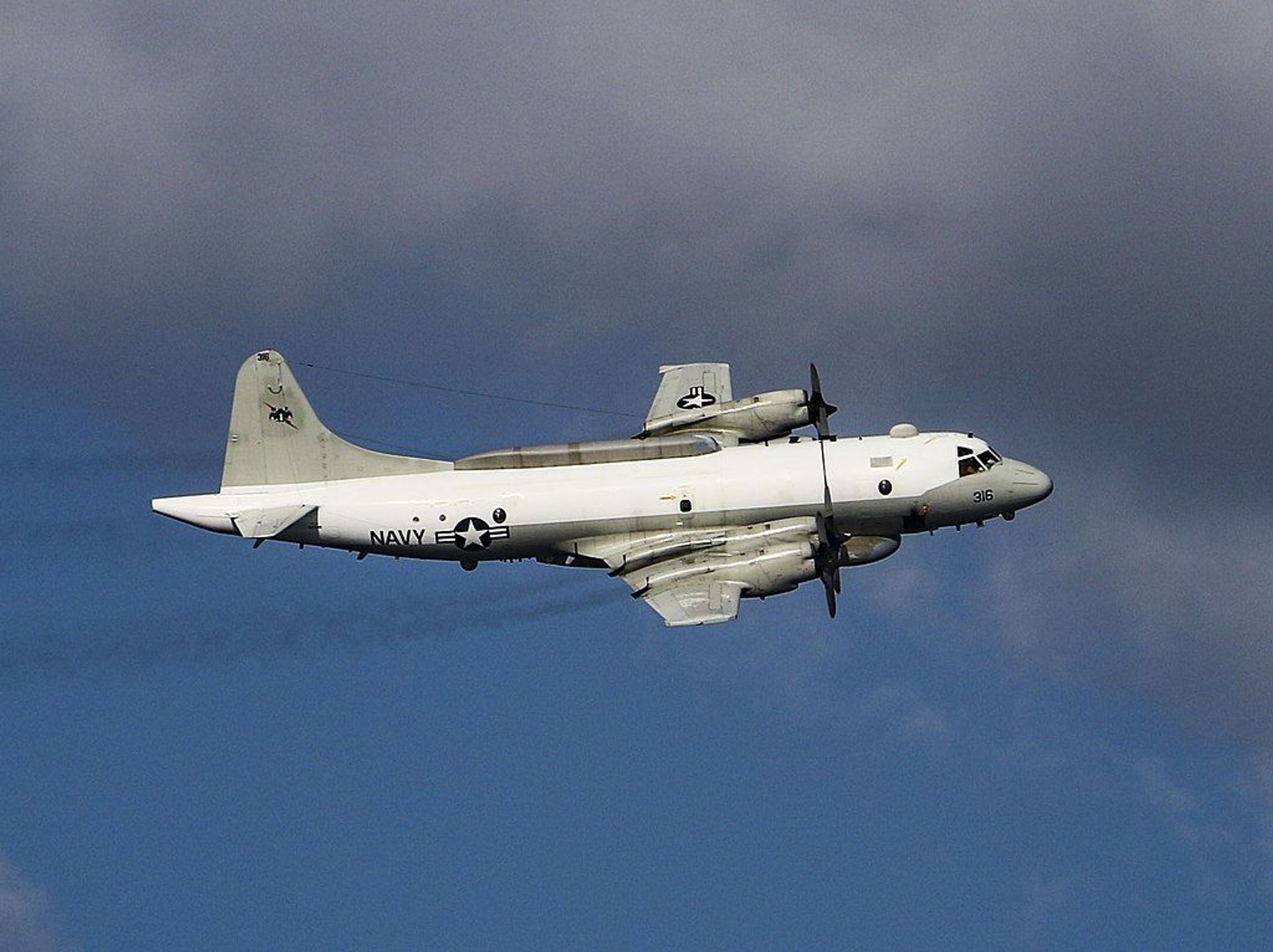 A U.S. Navy Lockheed EP-3E Aries II assigned to Fleet Air Reconnaissance Squadron 1 (VQ-1) World Watchers in flight over the Mediterranean Sea on 28 February 2019. - Sputnik International, 1920, 07.09.2021