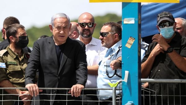 Israeli Prime Minister Benjamin Netanyahu visits Mount Meron, northern Israel, where fatalities were reported among the thousands of ultra-Orthodox Jews gathered at the tomb of a 2nd-century sage for annual commemorations that include all-night prayer and dance, April 30, 2021 - Sputnik International