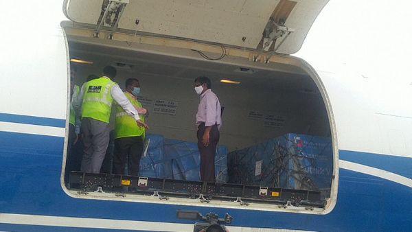 The first batch of Russia's Sputnik V vaccine against COVID-19 was delivered on Saturday to India's Hyderabad city - Sputnik International