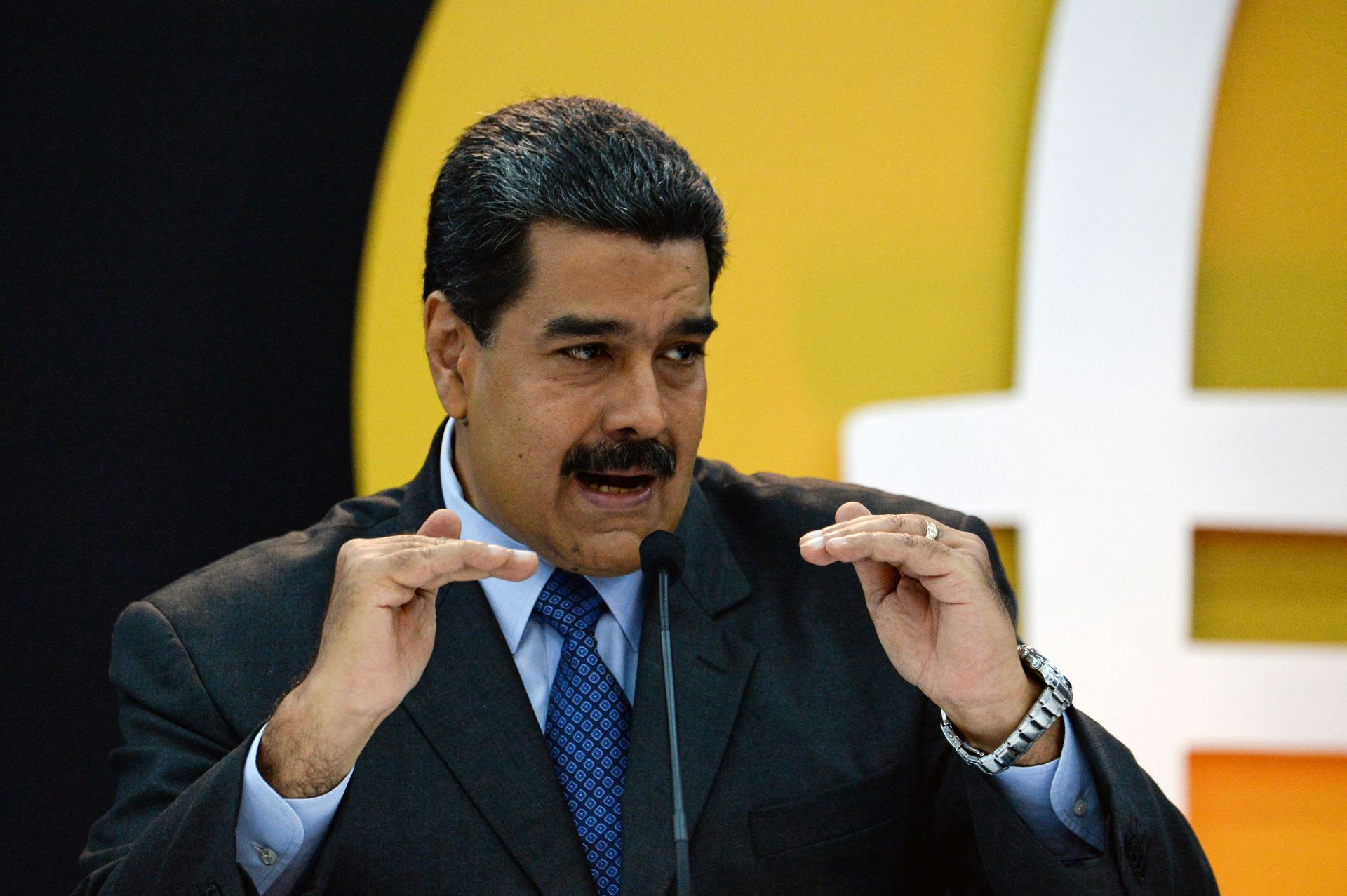 Petro Cryptocurrency-Based Social Payments: Why Does Venezuela Need Them? - Sputnik International, 1920, 03.05.2021