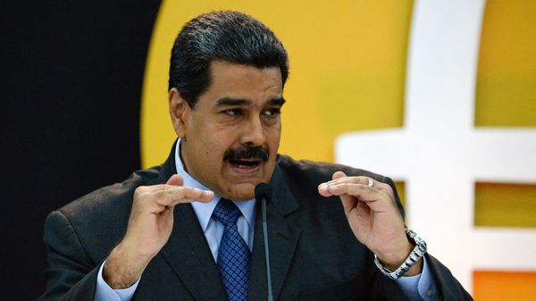 Venezuela's President Nicolas Maduro delivers a speach during a press conference to launch to the market a new oil-backed cryptocurrency called Petro, at the Miraflores Presidential Palace in Caracas, on February 20, 2018 - Sputnik International