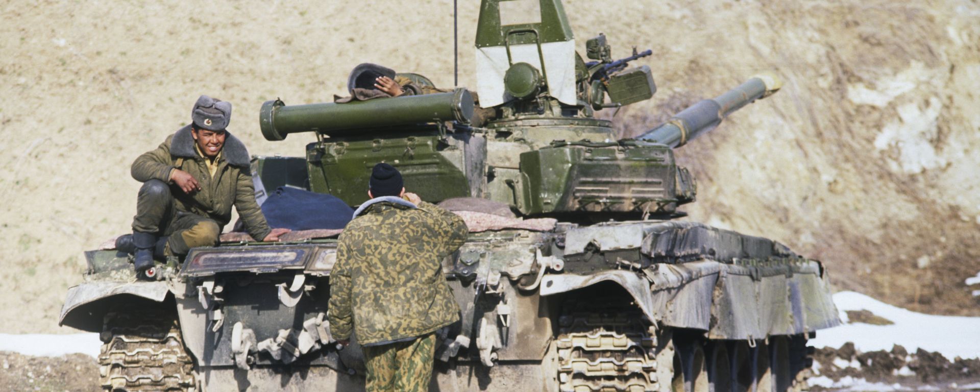 Armed inter-clan conflict in Tajikistan between supporters of the central government and various groups represented by the United Tajik Opposition (1992-1997) Armed inter-clan conflict in Tajikistan between supporters of the central government and various groups represented by the United Tajik Opposition (1992-1997) - Sputnik International, 1920, 04.05.2021