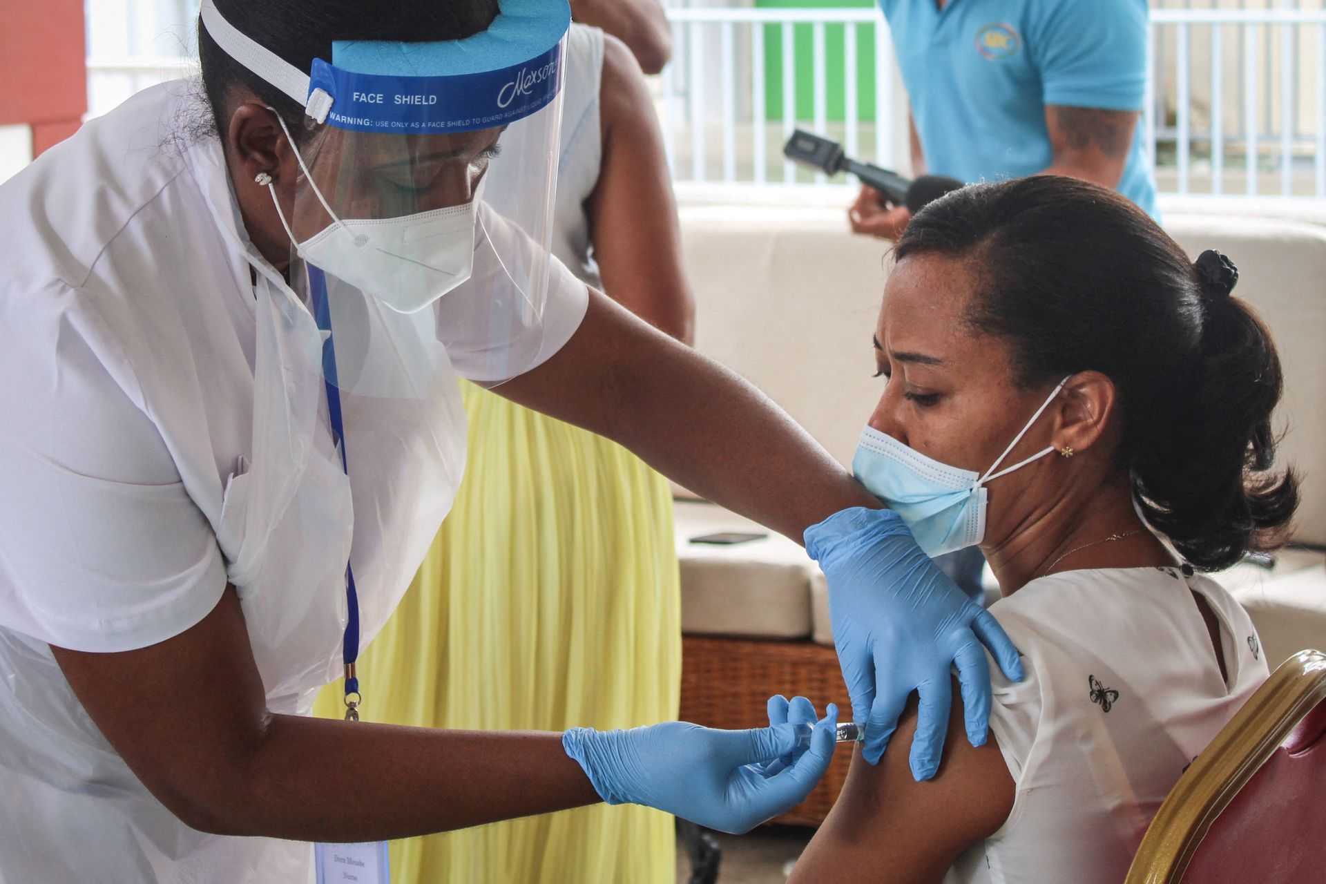 World's Most Vaccinated Nation Reintroduces COVID Restrictions After Surge in Infections - Sputnik International, 1920, 05.05.2021