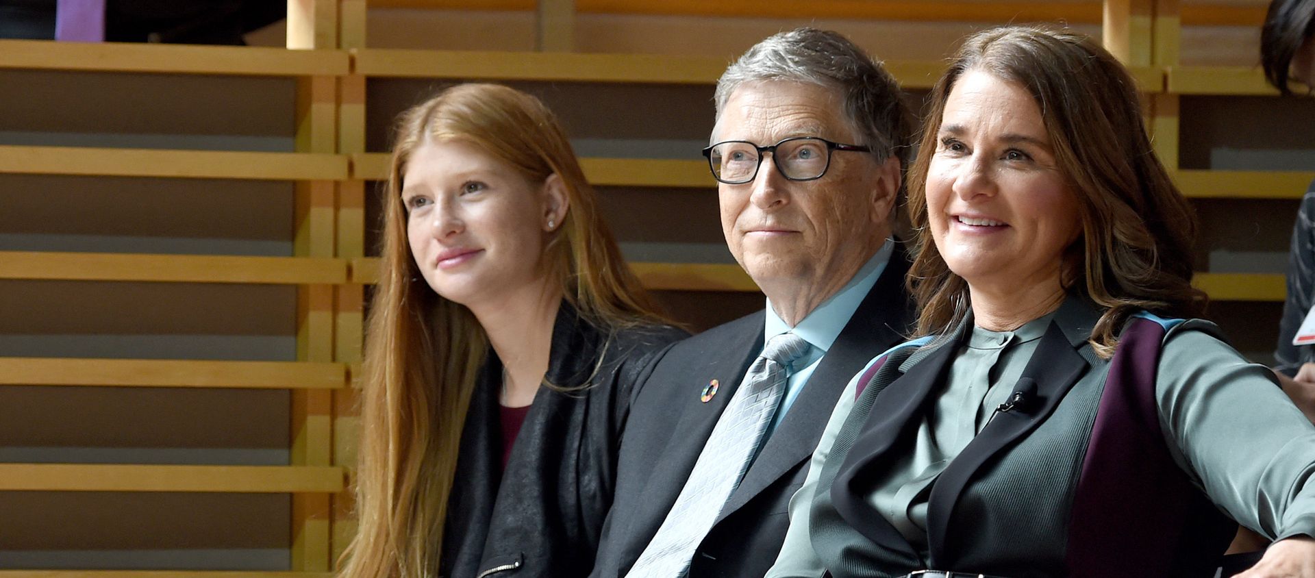 (L-R) Phoebe Adele Gates, Bill Gates, and Melinda Gates attend the Goalkeepers 2017, at Jazz at Lincoln Center on September 20, 2017 in New York City (L-R) Phoebe Adele Gates, Bill Gates, and Melinda Gates attend the Goalkeepers 2017, at Jazz at Lincoln Center on September 20, 2017 in New York City - Sputnik International, 1920, 18.05.2021
