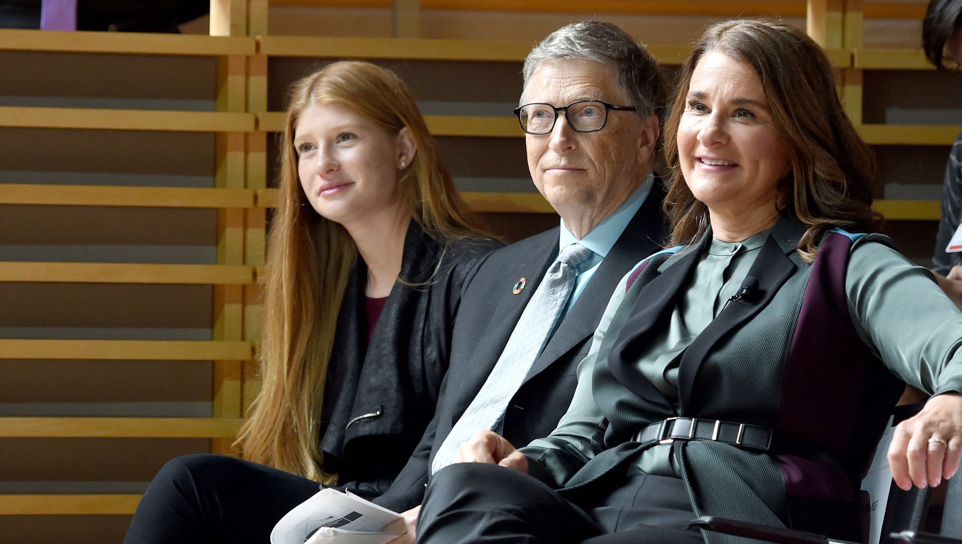 (L-R) Phoebe Adele Gates, Bill Gates, and Melinda Gates attend the Goalkeepers 2017, at Jazz at Lincoln Center on September 20, 2017 in New York City (L-R) Phoebe Adele Gates, Bill Gates, and Melinda Gates attend the Goalkeepers 2017, at Jazz at Lincoln Center on September 20, 2017 in New York City - Sputnik International, 1920, 18.05.2021