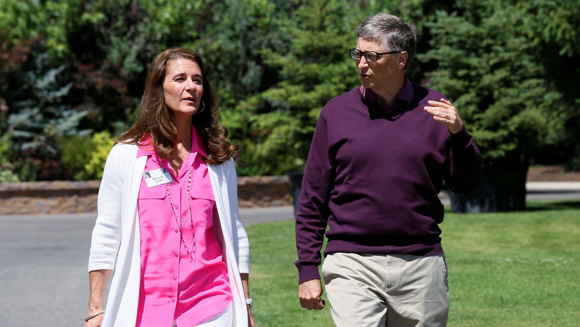 Bill Gates and his wife Melinda leave on the second day of the Allen and Co. media conference in Sun Valley, Idaho, 10 July 2014.  - Sputnik International, 1920, 06.05.2021