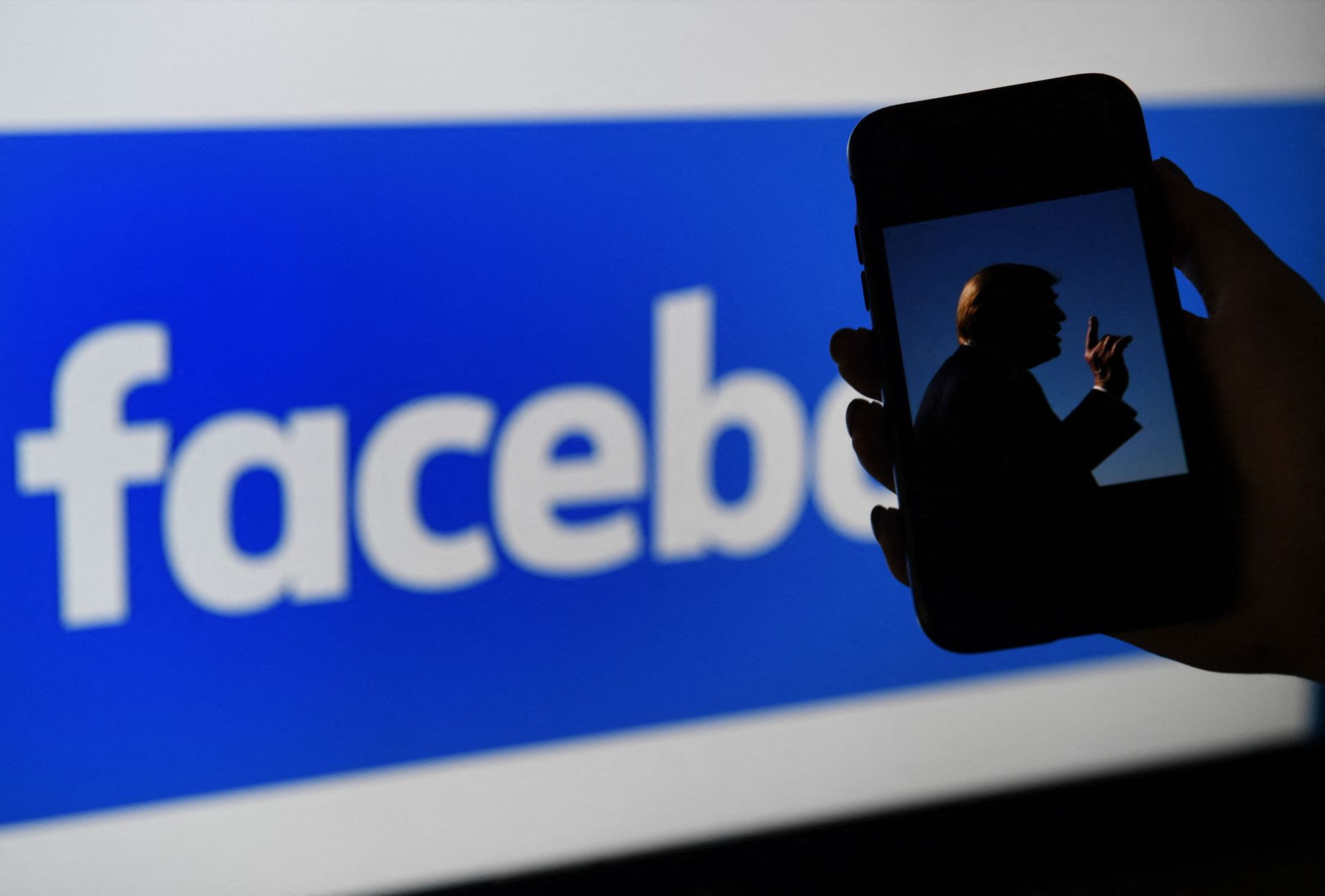 GOP Representative Accuses Facebook of Promoting Human Smuggling Amid Border Crisis - Sputnik International, 1920, 05.05.2021