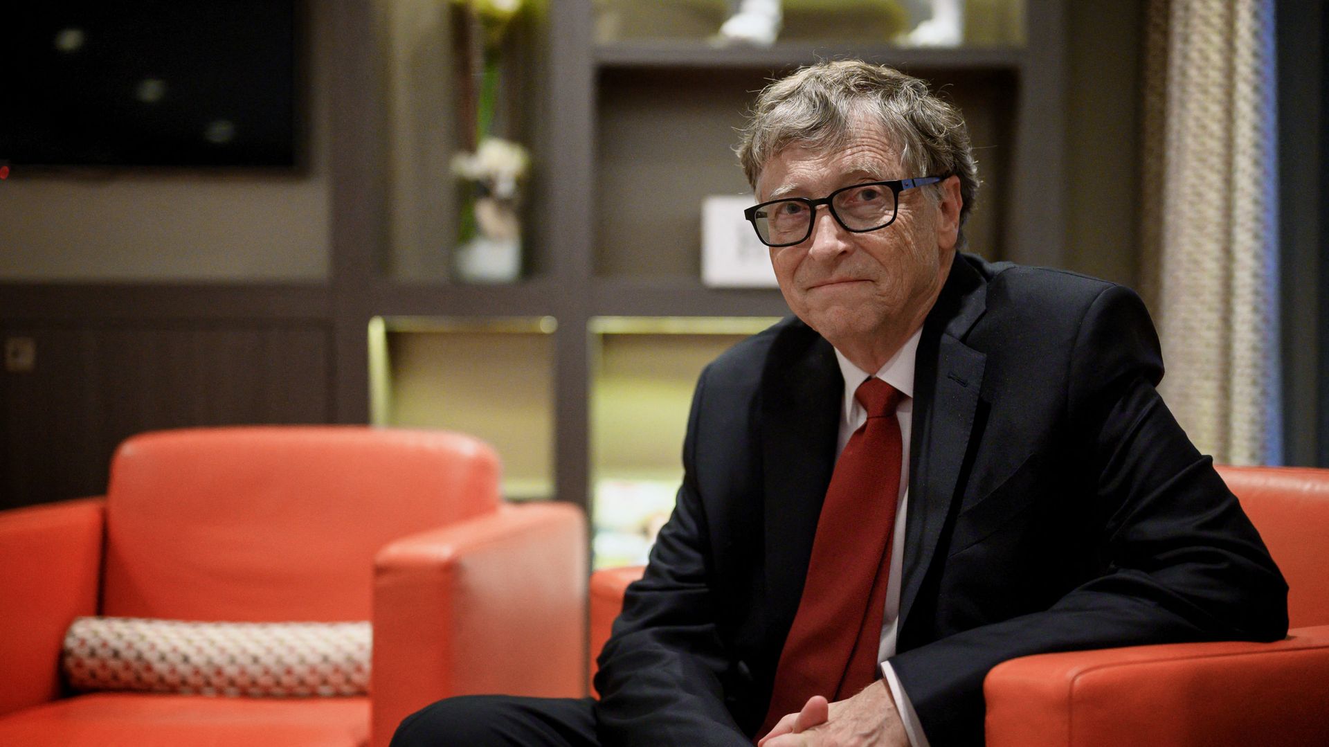 US Microsoft founder, Co-Chairman of the Bill & Melinda Gates Foundation, Bill Gates, poses for a picture on October 9, 2019, in Lyon, central eastern France, during the funding conference of Global Fund to Fight AIDS, Tuberculosis and Malaria. US Microsoft founder, Co-Chairman of the Bill & Melinda Gates Foundation, Bill Gates, poses for a picture on October 9, 2019, in Lyon, central eastern France, during the funding conference of Global Fund to Fight AIDS, Tuberculosis and Malaria. - Sputnik International, 1920, 30.08.2021