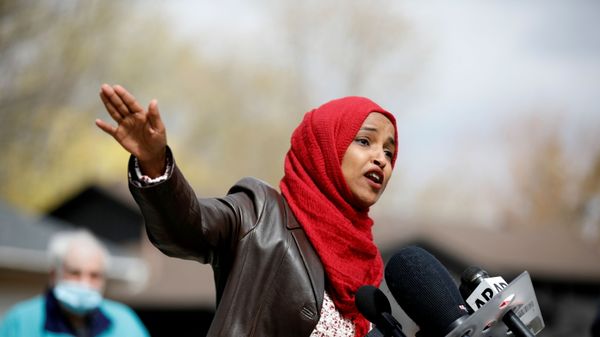 U.S. Rep. Ilhan Omar attends a press conference at Wright vigil - Sputnik International