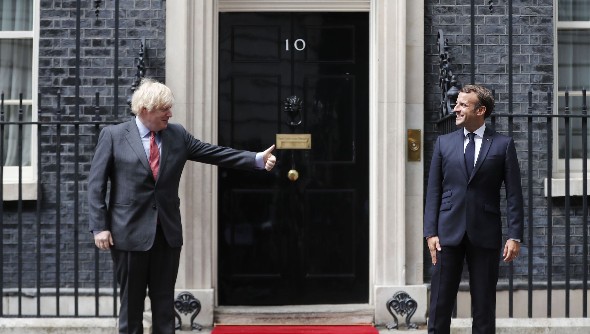 British Prime Minister Boris Johnson, left, meets with French President Emmanuel Macron at 10 Downing Street in London, Thursday, June 18, 2020. The President of the French Republic visits London to celebrate the 80th Anniversary of General de Gaulle's 'Appel' to the French population to resist the German occupation of France during WWII. British Prime Minister Boris Johnson, left, meets with French President Emmanuel Macron at 10 Downing Street in London, Thursday, June 18, 2020. The President of the French Republic visits London to celebrate the 80th Anniversary of General de Gaulle's 'Appel' to the French population to resist the German occupation of France during WWII. - Sputnik International, 1920, 07.05.2021
