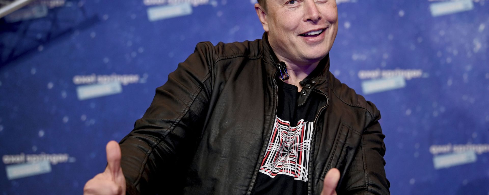 In this Tuesday, Dec. 1, 2020 file photo, SpaceX owner and Tesla CEO Elon Musk arrives on the red carpet for the Axel Springer media award, in Berlin, Germany In this Tuesday, Dec. 1, 2020 file photo, SpaceX owner and Tesla CEO Elon Musk arrives on the red carpet for the Axel Springer media award, in Berlin, Germany - Sputnik International, 1920, 20.08.2021