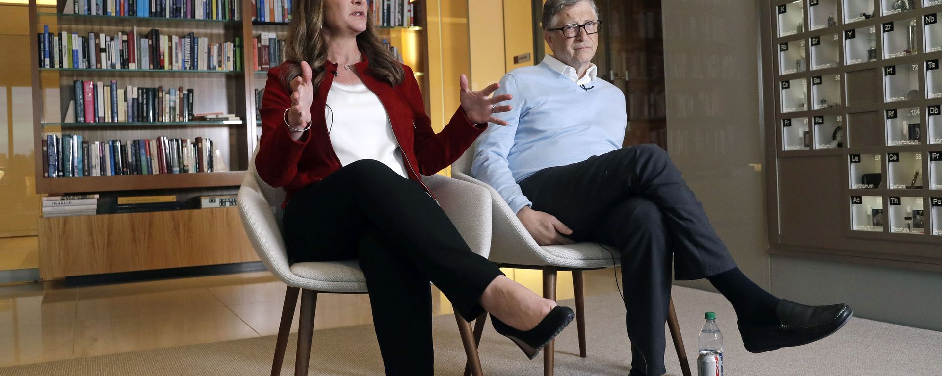 In this 1 February 2019 photo, Bill and Melinda Gates are interviewed in Kirkland, Washington In this 1 February 2019 photo, Bill and Melinda Gates are interviewed in Kirkland, Washington - Sputnik International, 1920, 07.05.2021