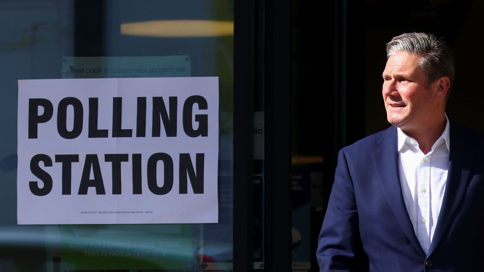 Sir Keir Starmer outside a polling station Sir Keir Starmer outside a polling station - Sputnik International, 1920, 07.05.2021