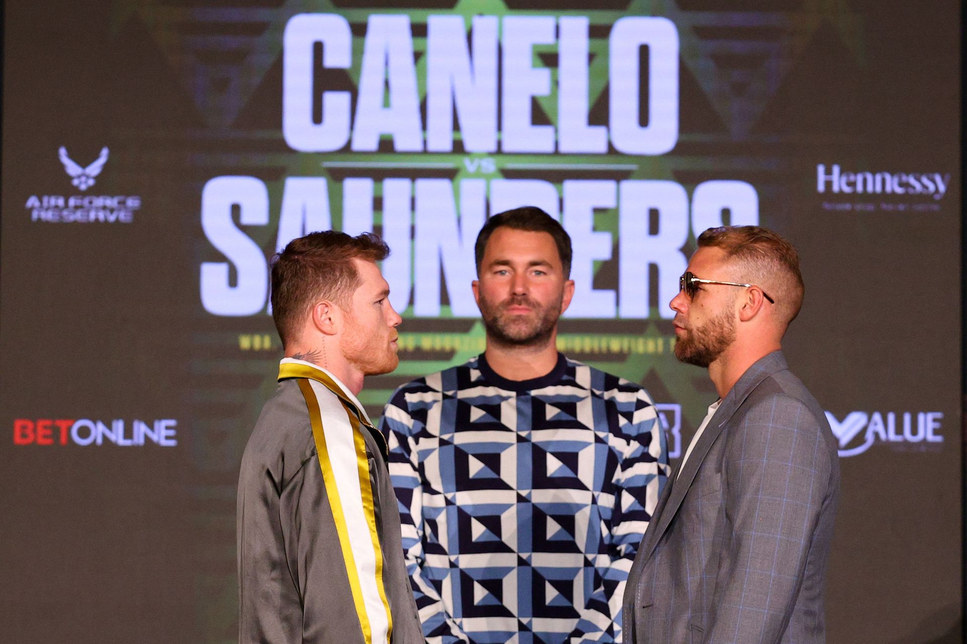 Virus, What Virus? Boxing Clash in Texas Expected to Draw Biggest Indoor Crowd in Sport's History Virus, What Virus? Boxing Clash in Texas Expected to Draw Biggest Indoor Crowd in Sport's History - Sputnik International, 1920, 07.05.2021