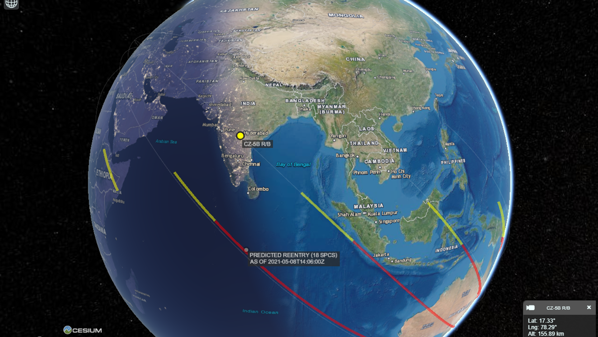 Screenshot from a CelesTrak 3D-map modeling the possible corridors of the Chinese rocket debris falling to Earth Screenshot from a CelesTrak 3D-map modeling the possible corridors of the Chinese rocket debris falling to Earth - Sputnik International, 1920, 09.05.2021
