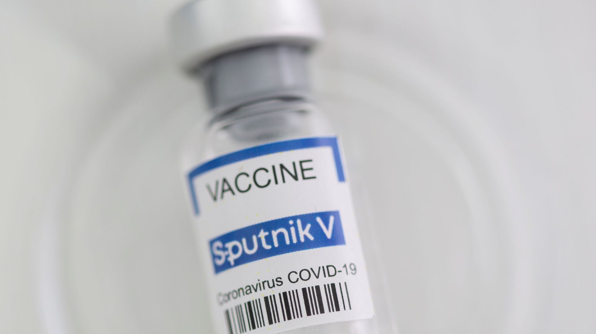 A vial labelled Sputnik V coronavirus disease (COVID-19) vaccine is seen in this illustration picture taken on 2 May 2021. A vial labelled Sputnik V coronavirus disease (COVID-19) vaccine is seen in this illustration picture taken on 2 May 2021. - Sputnik International, 1920, 30.05.2021