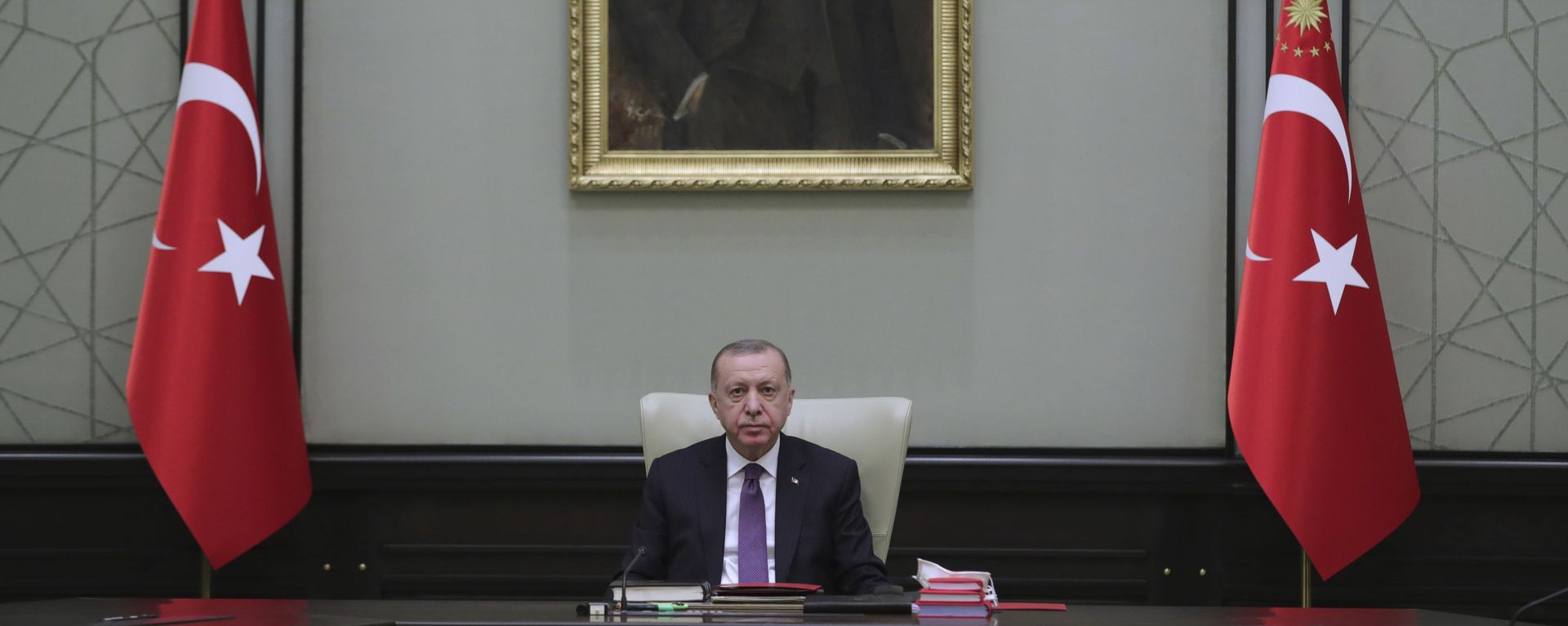 Turkey's President Recep Tayyip Erdogan, backdropped by a painting depicting modern Turkey's founder Mustafa Kemal Ataturk, chairs his government's cabinet in Ankara, Turkey, Monday, April 26, 2021. Turkey's President Recep Tayyip Erdogan, backdropped by a painting depicting modern Turkey's founder Mustafa Kemal Ataturk, chairs his government's cabinet in Ankara, Turkey, Monday, April 26, 2021. - Sputnik International, 1920, 09.05.2021