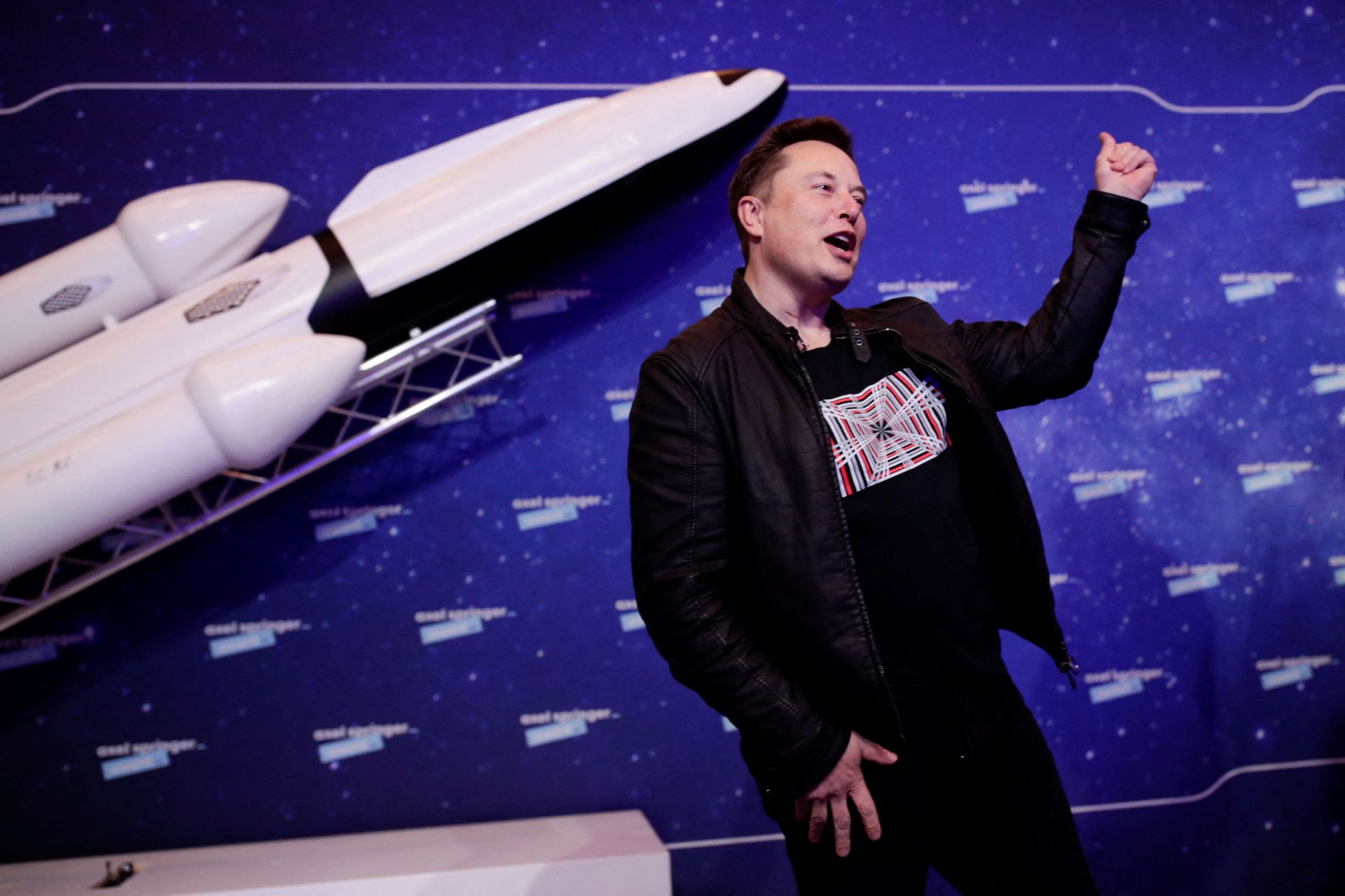 Canadian R&D Firm Partners With SpaceX to Launch Moon Mission Financed by Dogecoin - Sputnik International, 1920, 10.05.2021