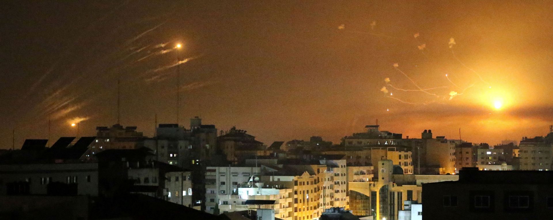 Israel's Iron Dome anti-missile system fires interceptor missiles as rockets are launched from the Gaza Strip towards Israel, in Gaza May 12, 2021. Israel's Iron Dome anti-missile system fires interceptor missiles as rockets are launched from the Gaza Strip towards Israel, in Gaza May 12, 2021. - Sputnik International, 1920, 23.09.2021