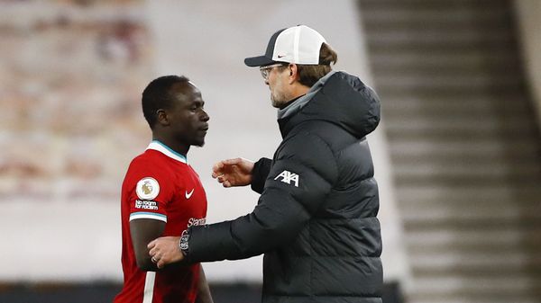 Liverpool's manager Jurgen Klopp congratulates Sadio Mane following the English Premier League soccer match between Wolverhampton Wanderers and Liverpool at Molineux Stadium in Wolverhampton, England, Monday, March. 15, 2021 - Sputnik International