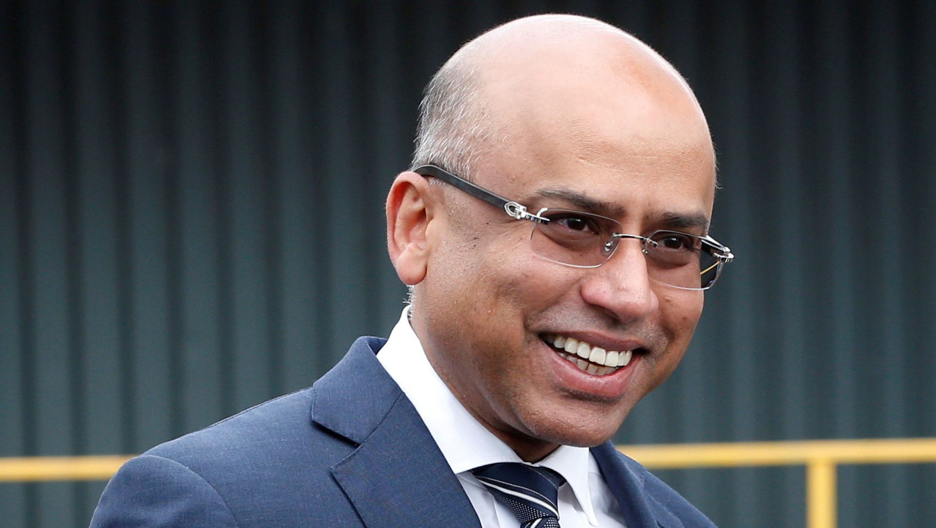 Liberty Steel's Sanjeev Gupta smiles outside their newly acquired Liberty Steel processing mill in Dalzell, Scotland, Britain April 8, 2016. Liberty Steel's Sanjeev Gupta smiles outside their newly acquired Liberty Steel processing mill in Dalzell, Scotland, Britain April 8, 2016. - Sputnik International, 1920, 14.05.2021