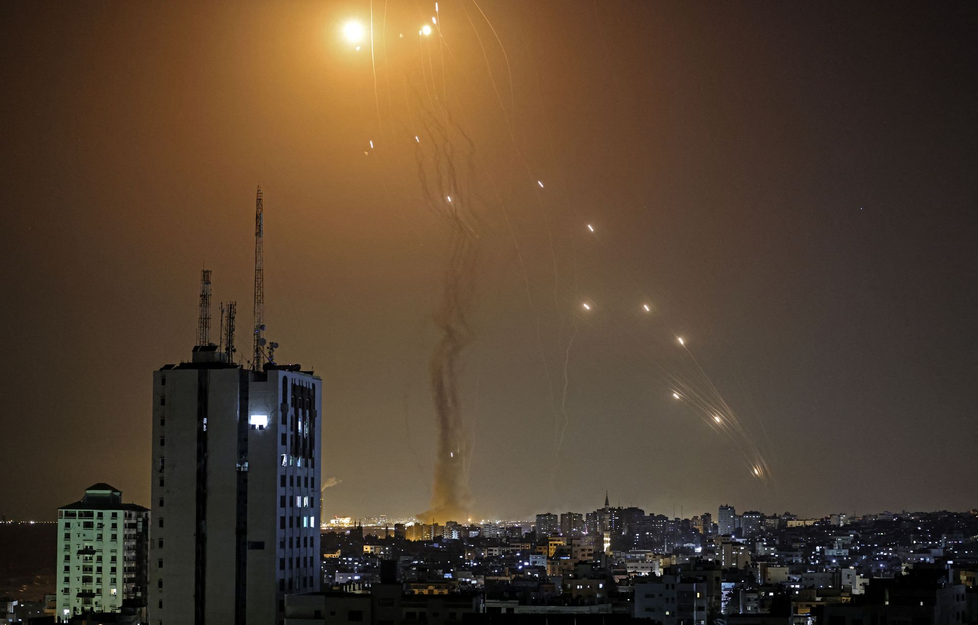 A rocket launched from Gaza city controlled by the Palestinian Hamas movement, is intercepted by Israel's Iron Dome aerial defence system, on May 11, 2021. A rocket launched from Gaza city controlled by the Palestinian Hamas movement, is intercepted by Israel's Iron Dome aerial defence system, on May 11, 2021. - Sputnik International, 1920, 07.06.2022