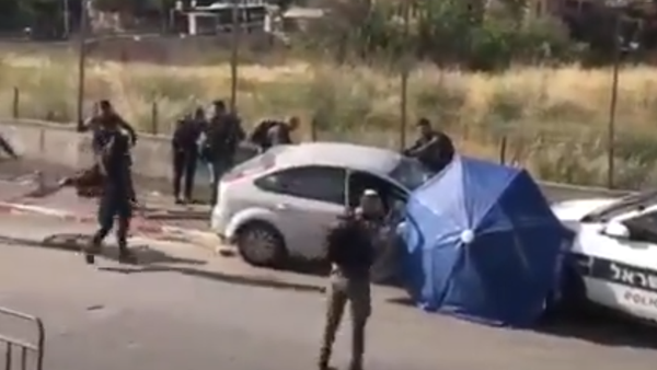 Screengrab from video of a ramming attack targeting Israeli police. - Sputnik International