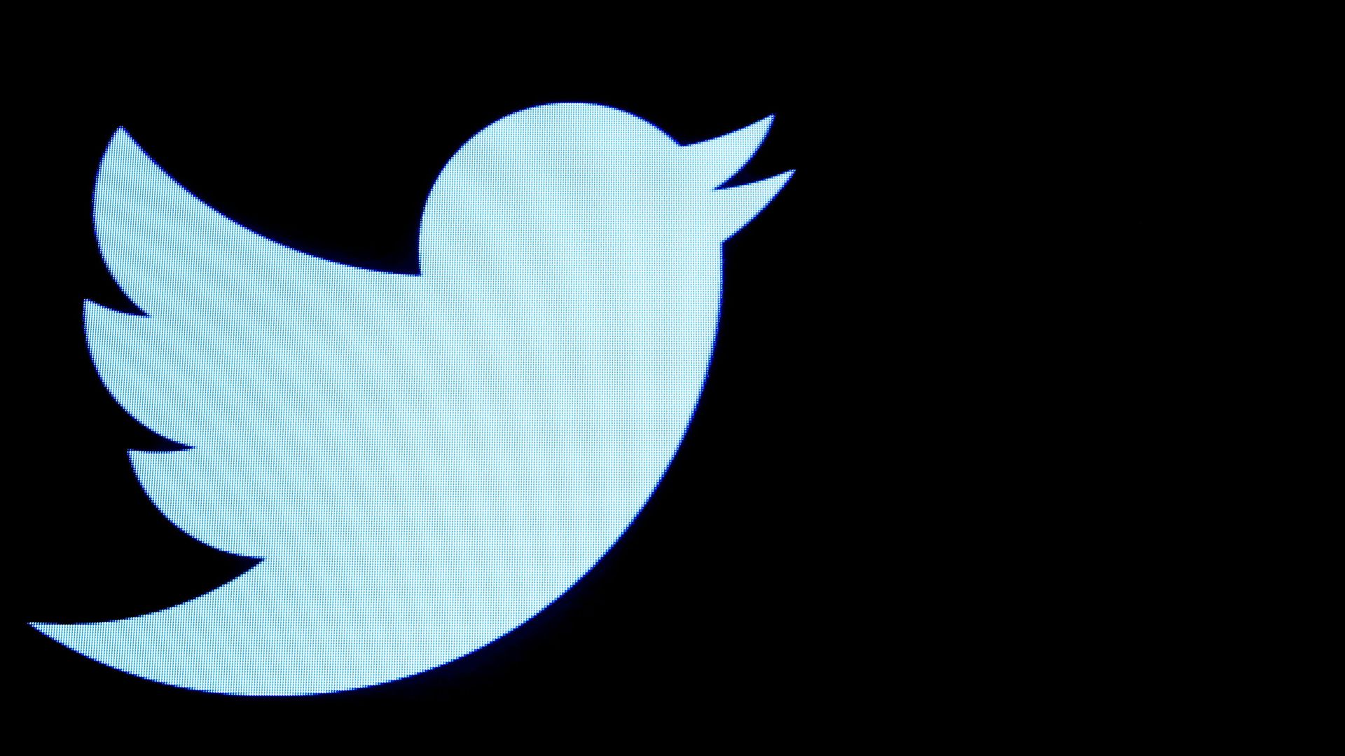 The Twitter logo is displayed on a screen on the floor of the New York Stock Exchange (NYSE) in New York City, U.S., September 28, 2016. The Twitter logo is displayed on a screen on the floor of the New York Stock Exchange (NYSE) in New York City, U.S., September 28, 2016. - Sputnik International, 1920, 04.06.2021