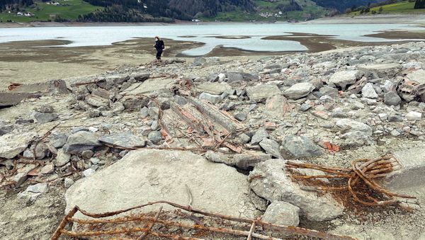 Lost Italian Village Curon Emerges From Local Lake After 70 Years Underwater  - Sputnik International
