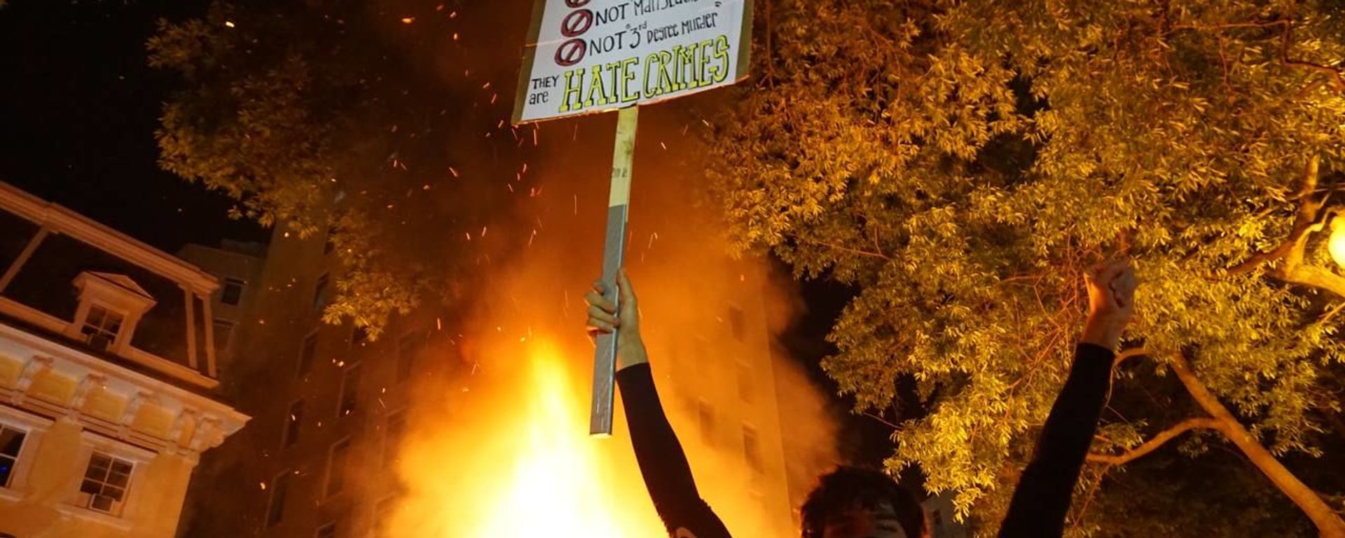 Violent BLM protest at night - Sputnik International, 1920, 21.07.2021