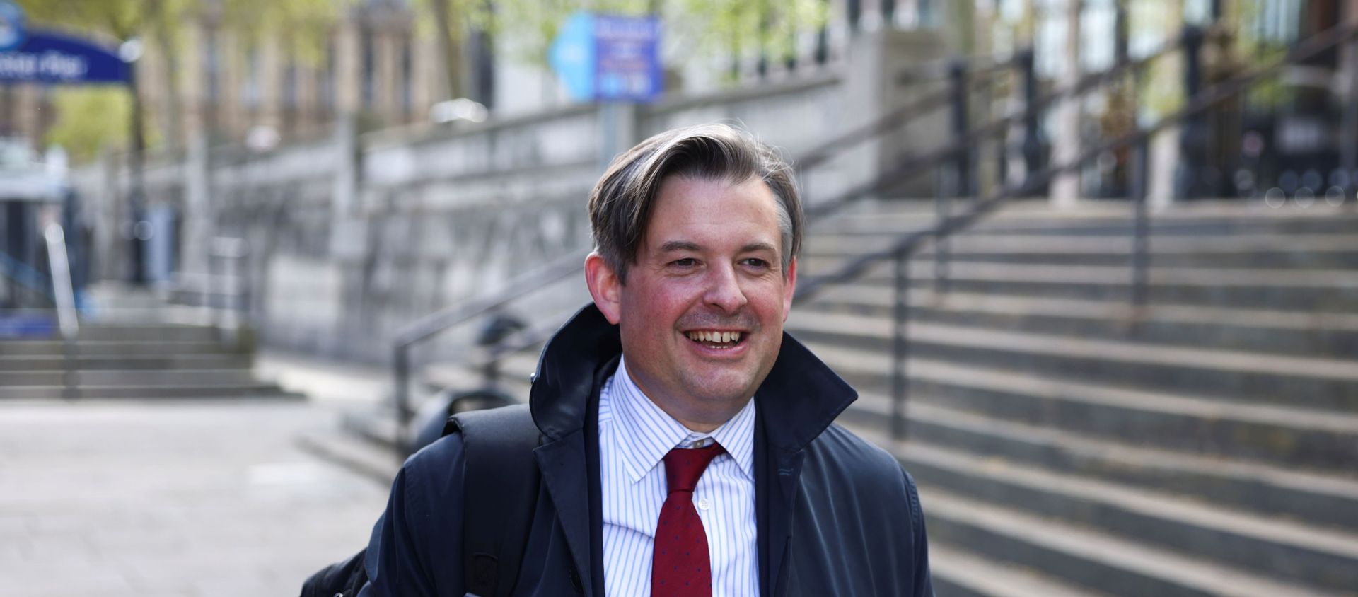 Britain's Labour Party's Jonathan Ashworth walks through Westminster, in London Britain's Labour Party's Jonathan Ashworth walks through Westminster, in London - Sputnik International, 1920, 19.05.2021