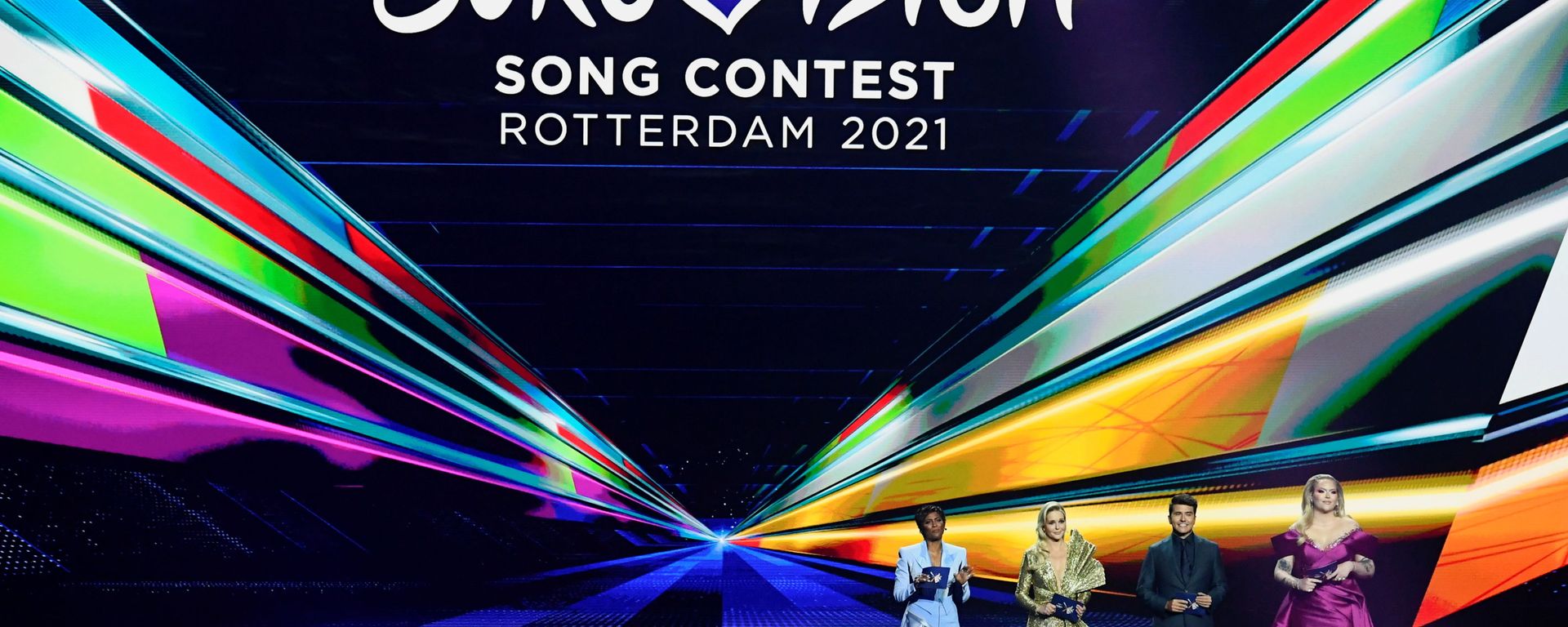 Presenters Edsilia Rombley, Chantal Janzen, Jan Smit and Nikkie de Jager attend the final of the 2021 Eurovision Song Contest in Rotterdam, Netherlands, May 22, 2021. Presenters Edsilia Rombley, Chantal Janzen, Jan Smit and Nikkie de Jager attend the final of the 2021 Eurovision Song Contest in Rotterdam, Netherlands, May 22, 2021. - Sputnik International, 1920, 26.02.2022