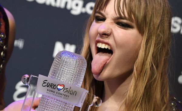 Victoria de Angelis, bass guitarist for Måneskin (Italy), during the award-giving ceremony in Rotterdam. The band won this year's Eurovision song contest. - Sputnik International
