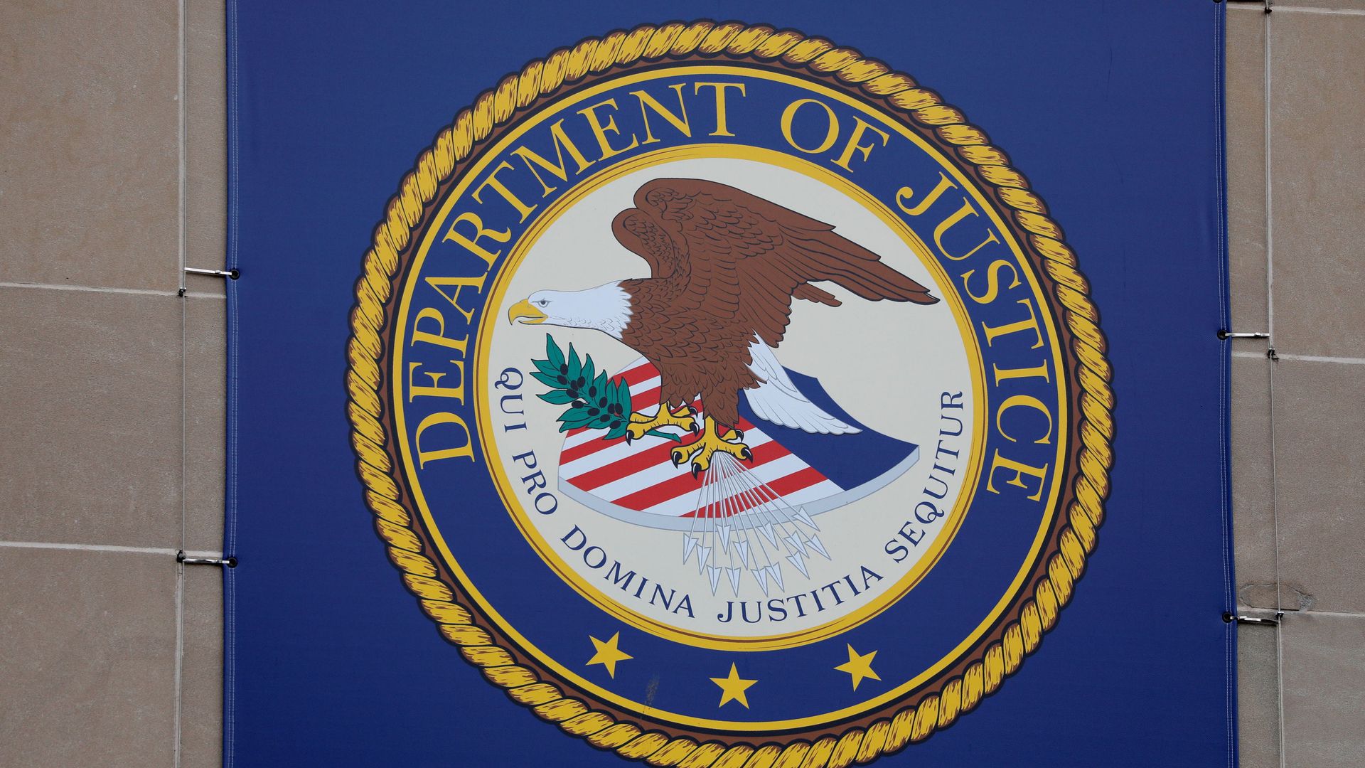 The crest of the United States Department of Justice (DOJ) is seen at their headquarters in Washington, D.C., U.S., May 10, 2021. The crest of the United States Department of Justice (DOJ) is seen at their headquarters in Washington, D.C., U.S., May 10, 2021. - Sputnik International, 1920, 08.06.2021