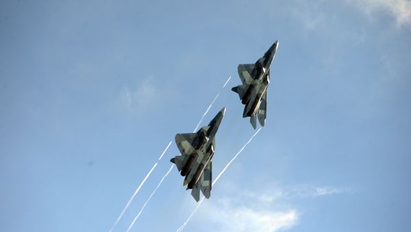 T-50 fighters perform demonstration flights at the MAKS-2017 International Aviation and Space Salon in Zhukovsky. - Sputnik International
