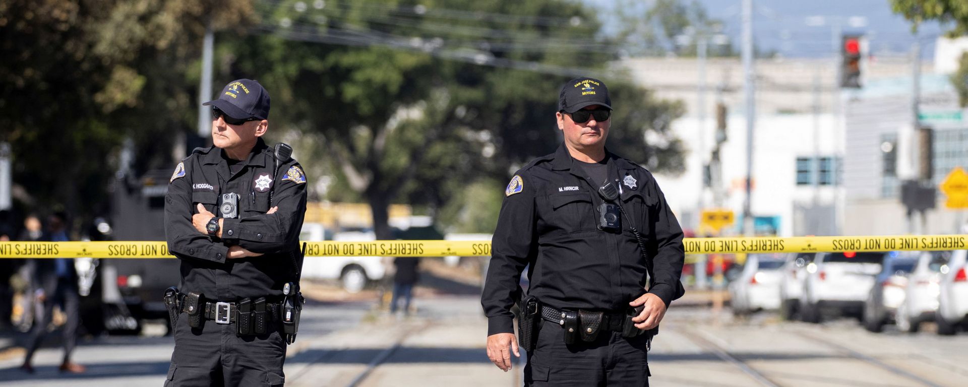 Police secure the scene of a mass shooting at a rail yard run by the Santa Clara Valley Transportation Authority in San Jose, California, U.S. May 26, 2021. - Sputnik International, 1920, 27.09.2021