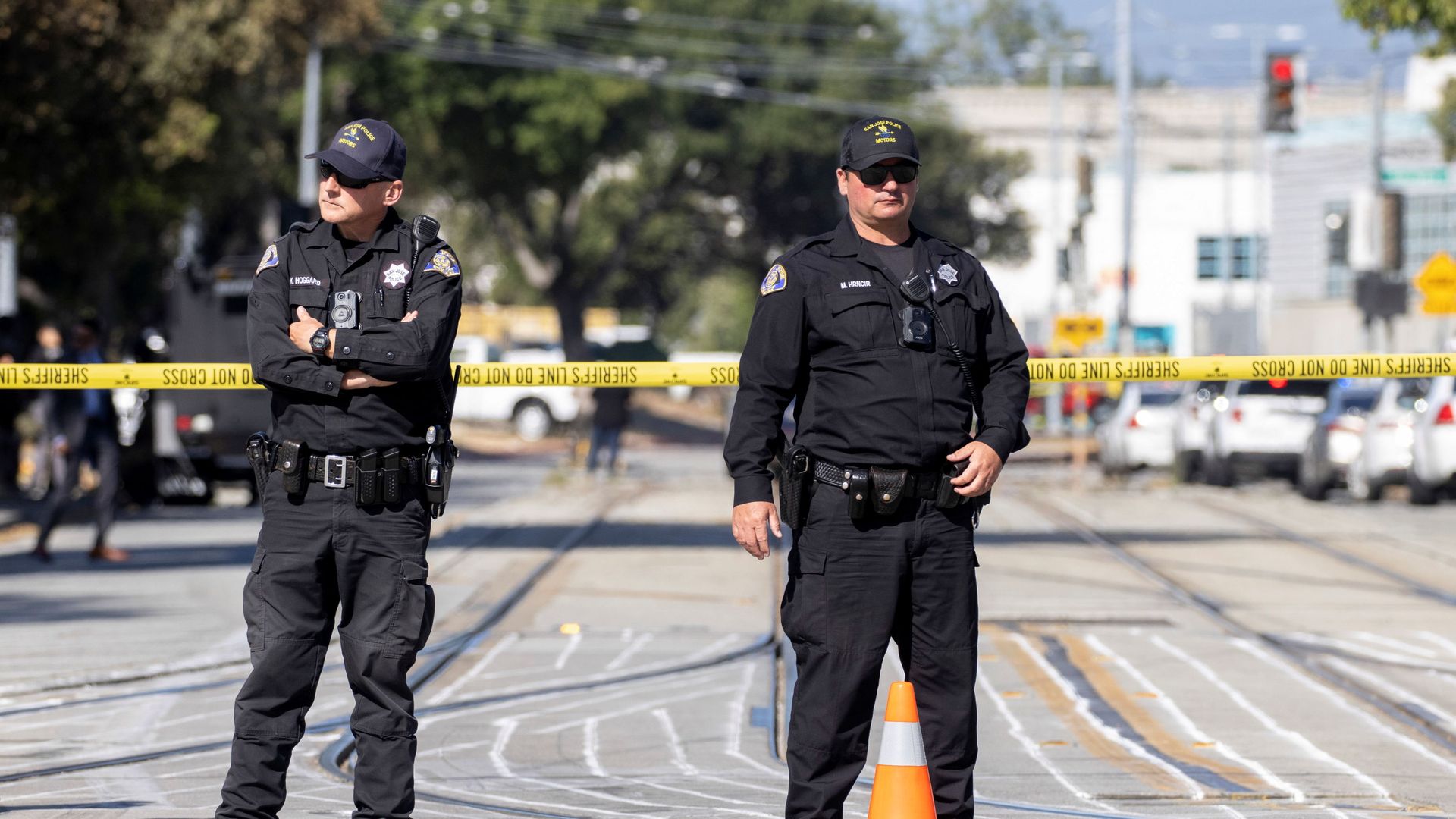 Police secure the scene of a mass shooting at a rail yard run by the Santa Clara Valley Transportation Authority in San Jose, California, 26 May 2021. Police secure the scene of a mass shooting at a rail yard run by the Santa Clara Valley Transportation Authority in San Jose, California, 26 May 2021. - Sputnik International, 1920, 02.07.2021