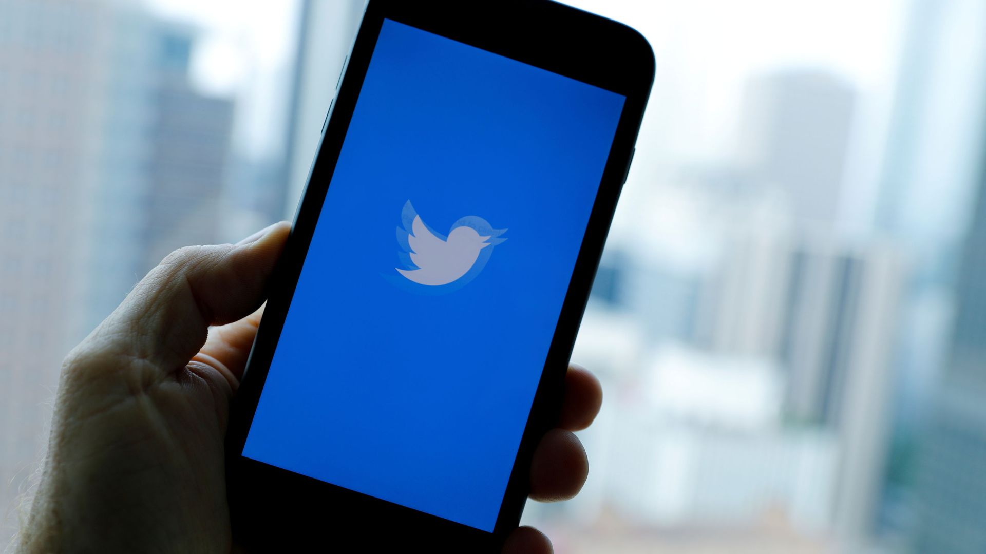 The Twitter App loads on an iPhone in this illustration photograph taken in Los Angeles, California, U.S., July 22, 2019. The Twitter App loads on an iPhone in this illustration photograph taken in Los Angeles, California, U.S., July 22, 2019. - Sputnik International, 1920, 26.05.2021