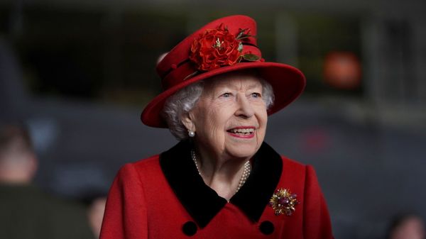 Britain's Queen Elizabeth visits HMS Queen Elizabeth ahead of the ship's maiden deployment at HM Naval Base in Portsmouth, Britain May 22, 2021. - Sputnik International