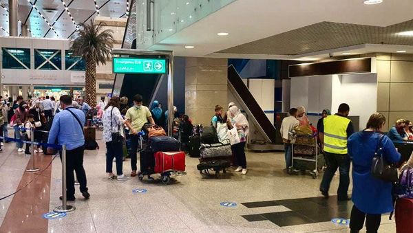Russian citizens, mostly women and children, arrived from the Gaza Strip at Cairo International Airport - Sputnik International
