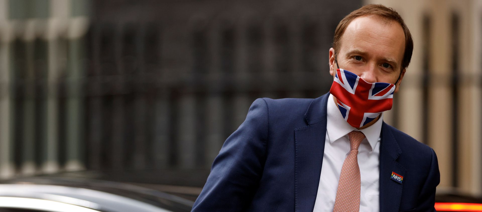 Britain's Health Secretary Hancock walks outside Downing Street in London - Sputnik International, 1920, 28.06.2021